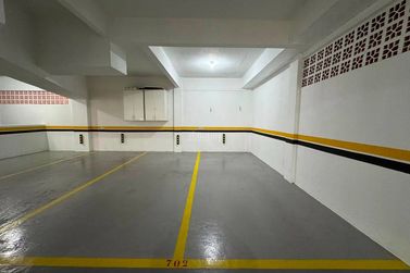 Apartamento &agrave; venda - 213m&sup2; - Meia Praia