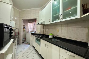Apartamento &agrave; venda - 75m&sup2; - Castelo Branco