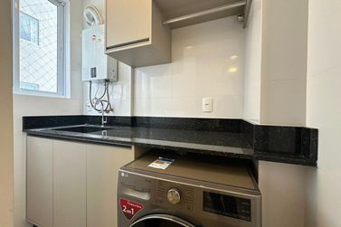 Apartamento &agrave; venda - 167m&sup2; - Meia Praia