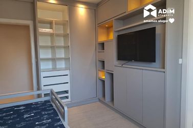 Apartamento para alugar - 145m&sup2; - Meia Praia