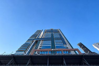 Apartamento &agrave; venda - 180m&sup2; - Centro