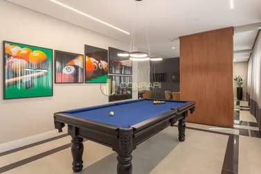 Apartamento &agrave; venda - 138m&sup2; - Meia Praia