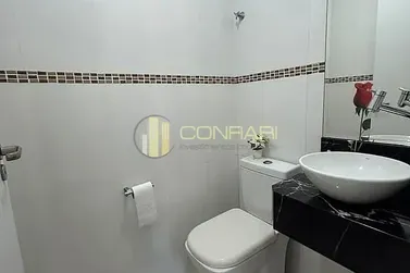 Apartamento &agrave; venda - 98m&sup2; - Meia Praia