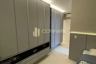 Apartamento para alugar - 163m&sup2; - Meia Praia