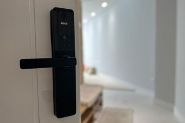 Sala Comercial &agrave; venda - 56m&sup2; - Meia Praia