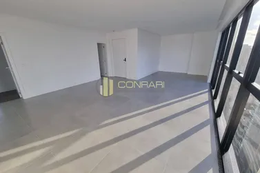 Apartamento &agrave; venda - 207m&sup2; - Meia Praia