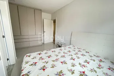 Apartamento &agrave; venda - 185m&sup2; - Meia Praia