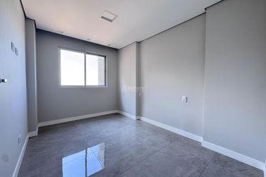 Apartamento &agrave; venda - 145m&sup2; - Barra Sul