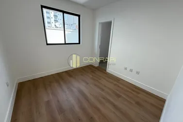 Apartamento &agrave; venda - 103m&sup2; - meia praia