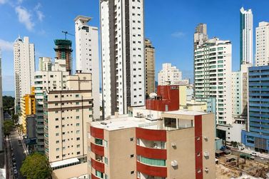 Apartamento &agrave; venda - 97m&sup2; - Pioneiros
