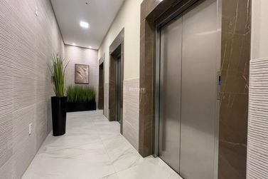 Apartamento &agrave; venda - 141m&sup2; - Meia Praia
