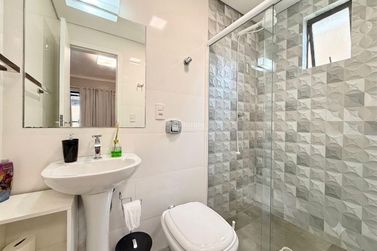 Apartamento &agrave; venda - 160m&sup2; - Meia Praia