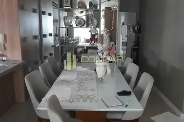 Apartamento &agrave; venda - 123m&sup2; - Meia Praia