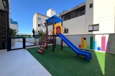 Apartamento &agrave; venda - 129m&sup2; - Meia Praia