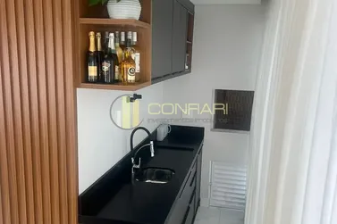 Apartamento &agrave; venda - 101m&sup2; - Meia Praia