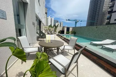 Apartamento &agrave; venda - 133m&sup2; - meia praia