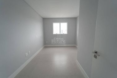 Apartamento &agrave; venda - Meia Praia