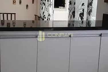 Apartamento &agrave; venda - 124m&sup2; - Meia Praia
