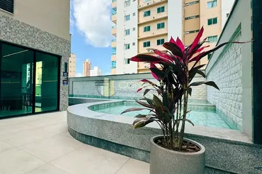 Apartamento &agrave; venda - 114m&sup2; - Meia Praia