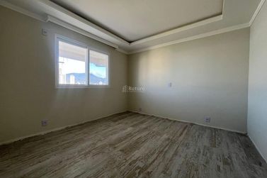 Casa &agrave; venda - 200m&sup2; - Canto da Praia