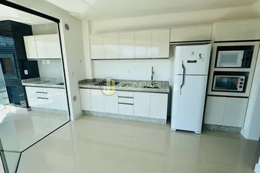 Apartamento &agrave; venda - 139m&sup2; - Meia Praia