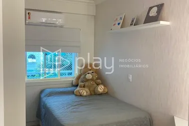 Apartamento &agrave; venda - 112m&sup2; - Meia Praia