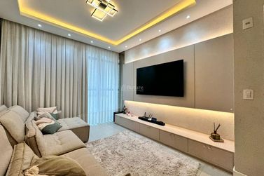 Apartamento &agrave; venda - 165m&sup2; - Meia Praia