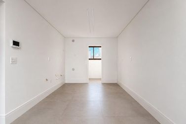 Apartamento &agrave; venda - 138m&sup2; - Centro