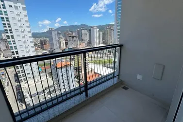 Apartamento &agrave; venda - 185m&sup2; - Meia Praia