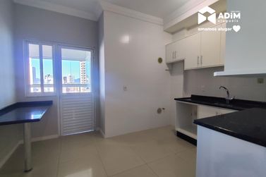 Apartamento para alugar - 104m&sup2; - Centro