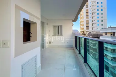 Apartamento &agrave; venda - 233m&sup2; - Meia Praia