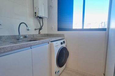 Apartamento para alugar - 127m&sup2; - Meia Praia