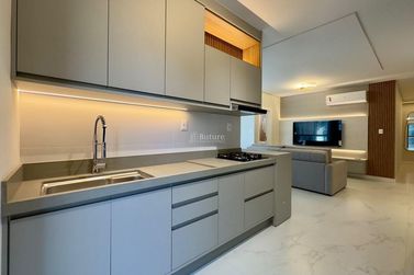 Apartamento &agrave; venda - 124m&sup2; - Meia Praia