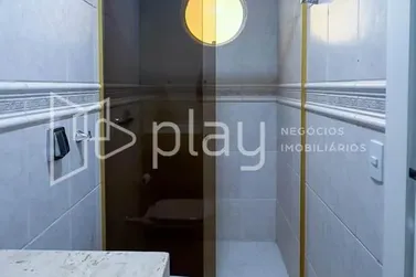 Apartamento &agrave; venda - 170m&sup2; - Meia Praia
