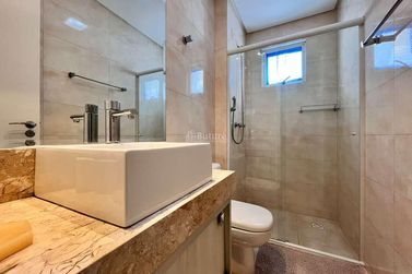 Apartamento &agrave; venda - 194m&sup2; - Meia Praia