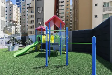 Apartamento &agrave; venda - 124m&sup2; - Meia Praia