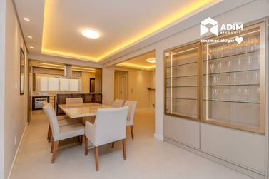 Apartamento para alugar - 216m&sup2; - Centro
