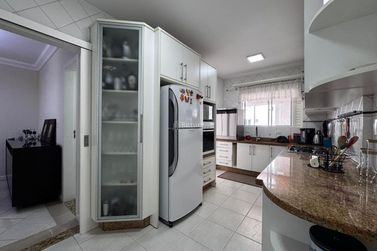 Apartamento &agrave; venda - 151m&sup2; - Centro
