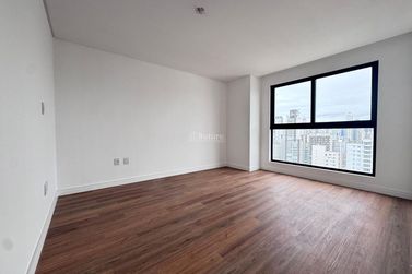 Apartamento &agrave; venda - 170m&sup2; - Centro