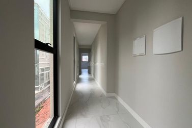 Apartamento &agrave; venda - 125m&sup2; - Meia Praia