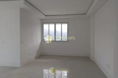 Apartamento &agrave; venda - 140m&sup2; - Centro