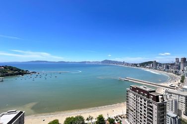 Apartamento &agrave; venda - 190m&sup2; - Centro