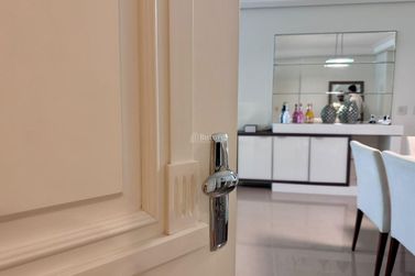 Apartamento &agrave; venda - 185m&sup2; - Barra Sul