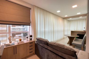 Apartamento &agrave; venda - 141m&sup2; - Meia Praia