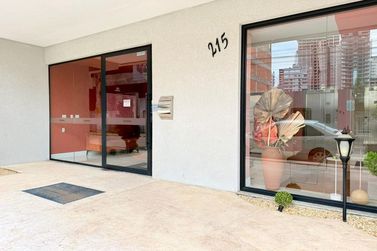 Apartamento &agrave; venda - 200m&sup2; - Meia Praia