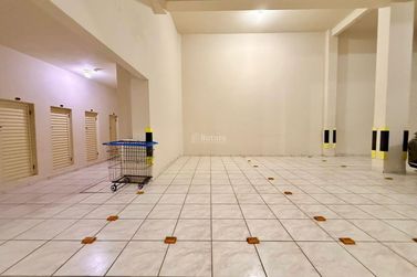 Apartamento &agrave; venda - 114m&sup2; - Meia Praia