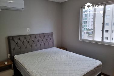 Apartamento para alugar - 84m&sup2; - Centro