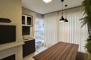 Apartamento &agrave; venda - Meia Praia