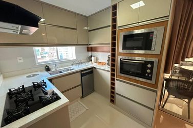 Apartamento &agrave; venda - Meia Praia