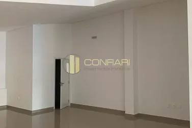 Sala Comercial para alugar - 140m&sup2; - Meia Praia